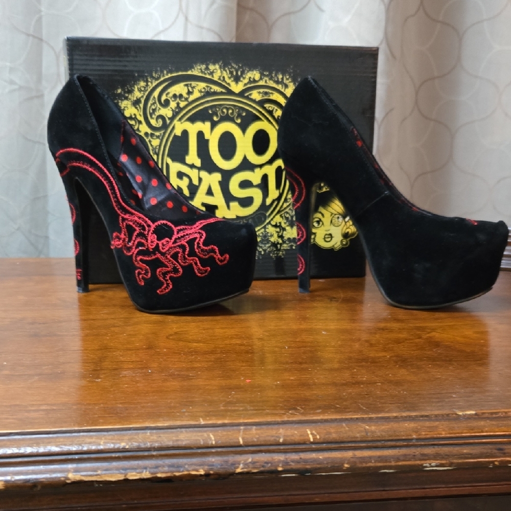 Too Fast Black and Red Octopus Heels